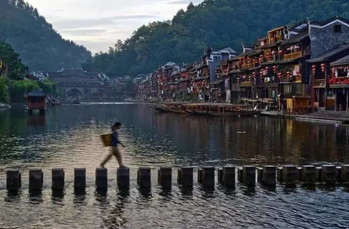 國內(nèi)最適合女生旅游的12個(gè)地方,爭取每月去一個(gè)吧